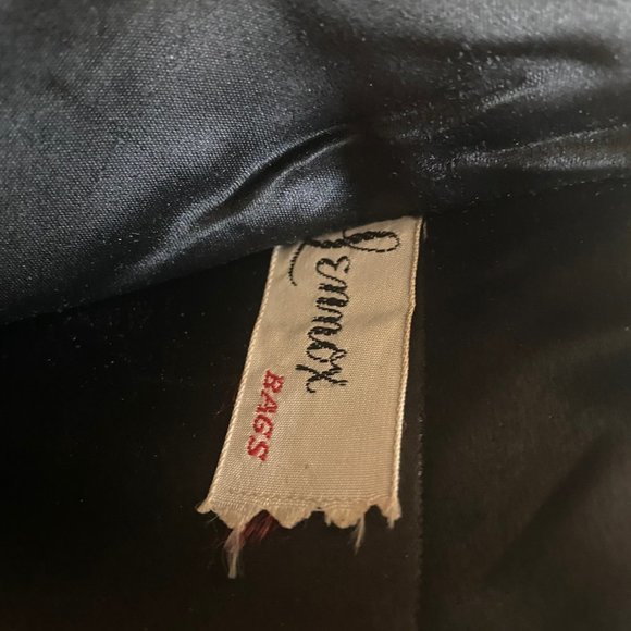 ADORABLE BLACK VINTAGE LENNOX PURSE! Unique curvy, oblong shape! 1950's? - Picture 4 of 5